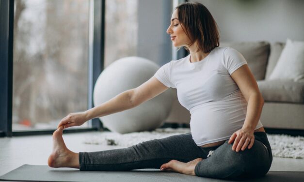 I benefici dello yoga (anche in gravidanza!)