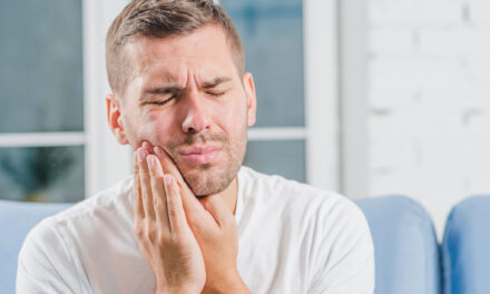Stop al fastidio: rimedi per afte e lesioni della bocca