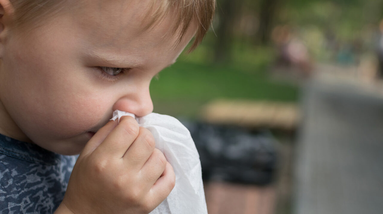 Lavaggi nasali ai neonati - Il Blog di LloydsFarmacia